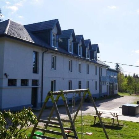Gites Les Grandes Gouttes Le Syndicat Esterno foto