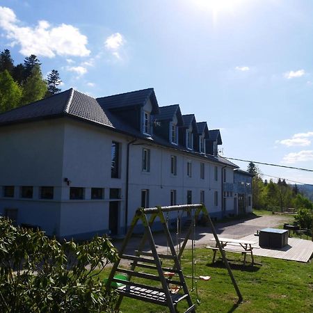 Gites Les Grandes Gouttes Le Syndicat Esterno foto